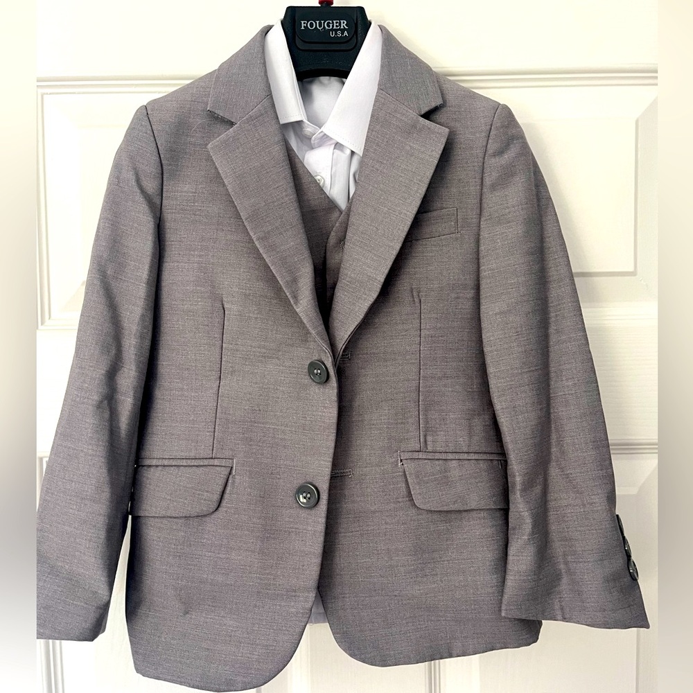 Like-new Boys Suit